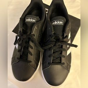 EUC Adidas Grand Court Tennis Shoes, Women’s, size 7, Black/White